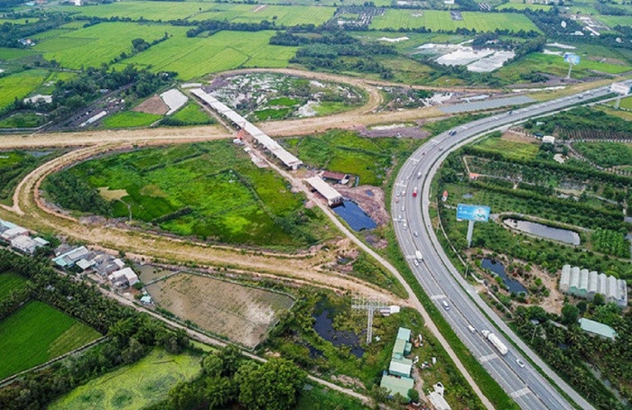 Thủ tướng yêu cầu đẩy nhanh tiến độ đầu tư công giai đoạn 2021 - 2025