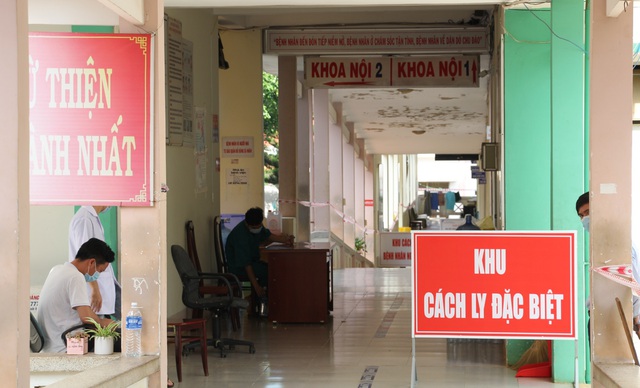 Bệnh viện Chợ Rẫy cử 4 chuyên gia hỗ trợ Đắk Lắk điều trị ca mắc Covid-19 diễn biến nặng