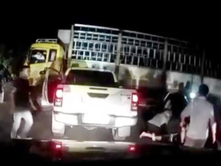 Hà Tĩnh: Dùng bàn chông, nổ súng vây bắt 2 đối tượng vận chuyển ma túy