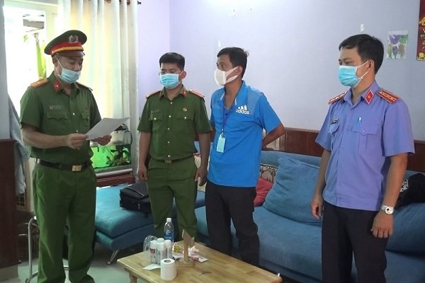 Bình Dương: Quyết định khởi tố và bắt tạm giam giám đốc công ty bất động sản Điền Phú Phát