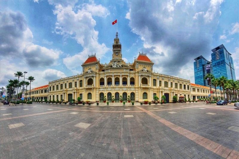 Đề xuất chi 188 tỉ đồng lắp điện mặt trời tại 157 trụ sở công