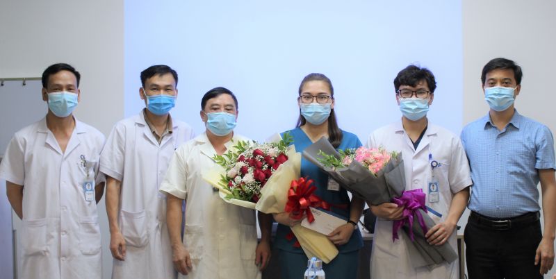 Sở Y tế Lào Cai gặp mặt 30 cán bộ y tế trước ngày lên đường hỗ trợ Bắc Giang chống dịch Covid-19