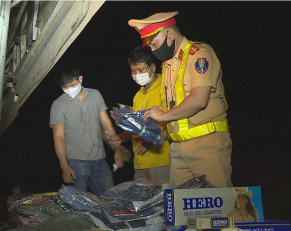 Đắk Lắk: Thu giữ 1.200 gói thuốc lá nhập lậu