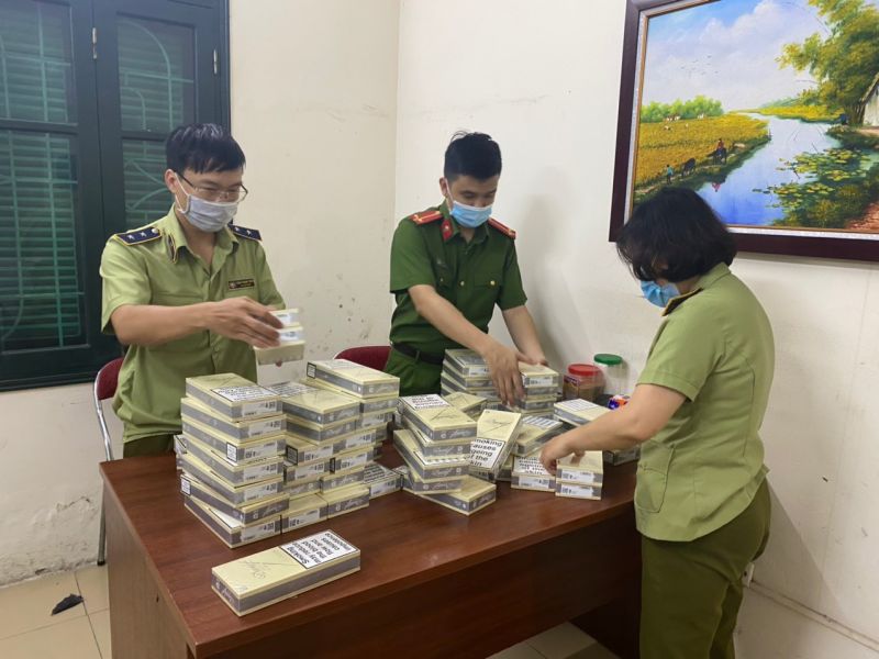 Hà Nội: Tạm giữ 600 bao thuốc lá điếu không có hóa đơn chứng từ