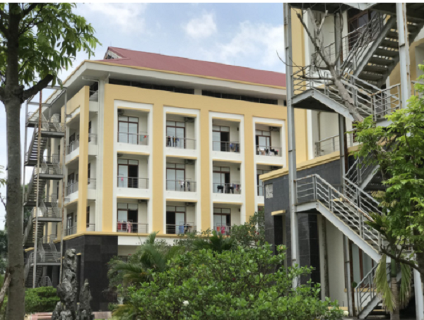 Điều chuyển bớt bệnh nhân trong khu cách ly y tế tại Trung tâm điều dưỡng người có công Bắc Giang