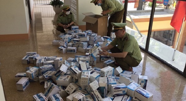 Sơn La: Thu giữ hơn 12.000 khẩu trang không rõ nguồn gốc