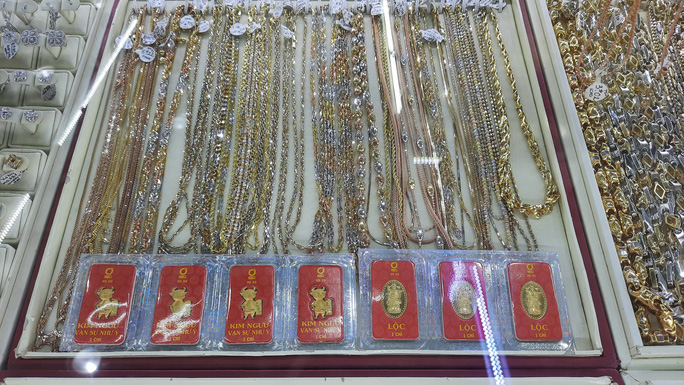 Giá vàng ngày 2/6: Vàng trong nước hướng tới ngưỡng 58 triệu đồng