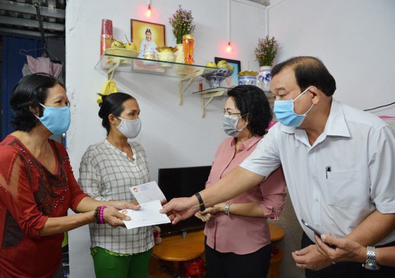 TP.HCM: Dự kiến hỗ trợ người lao động mất việc 1,8 triệu đồng/người/tháng bởi dịch Covid -19