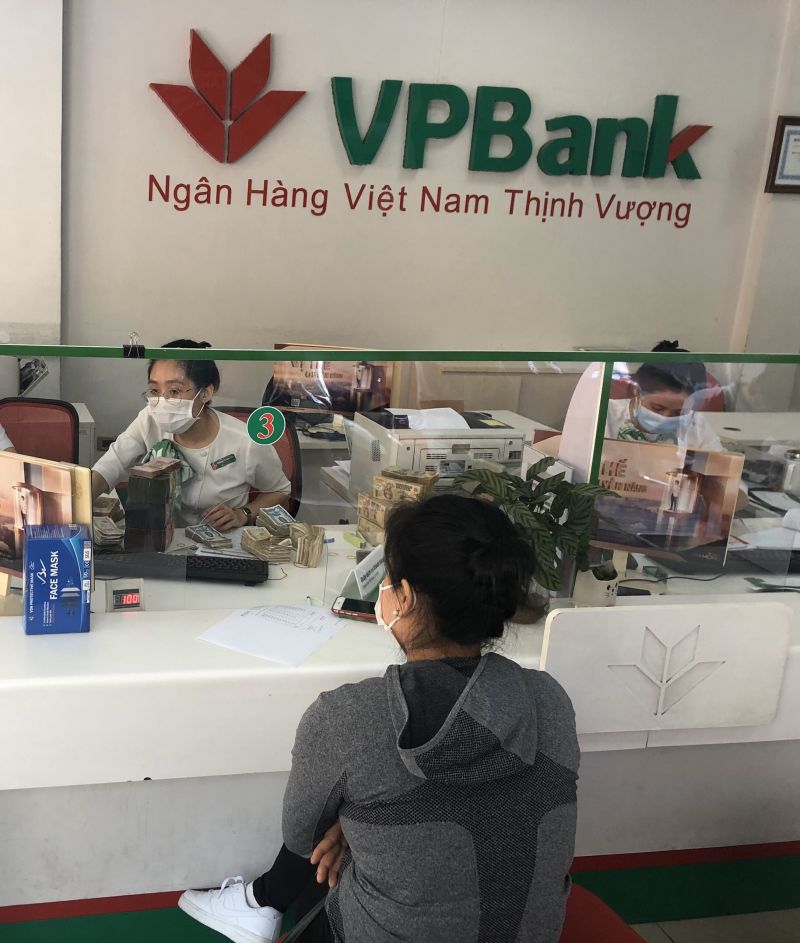 Những "bông hồng" thủ đô "tỏa hương" giữa tâm dịch