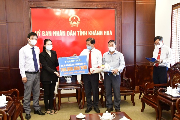 Doanh nghiệp tư nhân Thanh Hải ủng hộ 100.000.000 đồng.