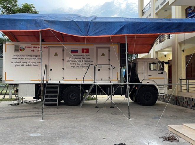 Bộ Y tế mua 5 xe xét nghiệm Covid-19 lưu động từ nguồn dự phòng ngân sách Trung ương