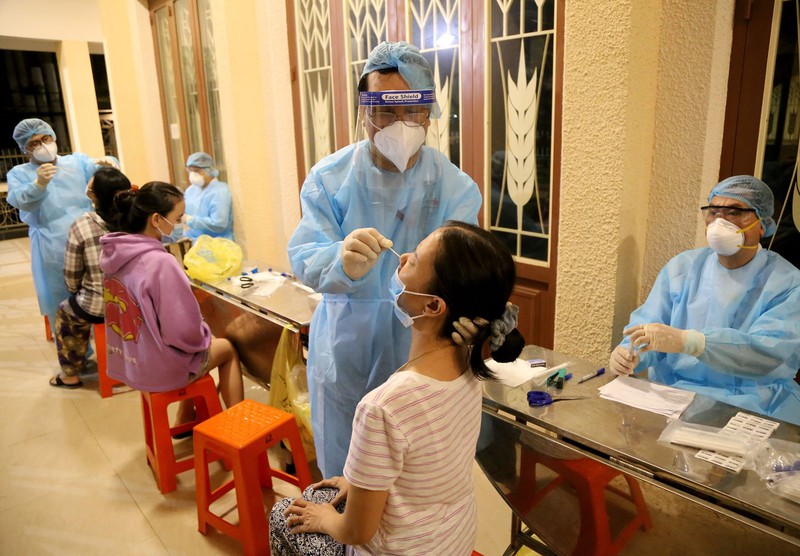 TP. HCM: Quận Gò Vấp lấy mẫu xét nghiệm miễn phí cho người lao động đặc thù