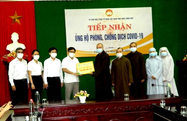 Giáo hội Phật giáo Việt Nam tỉnh TT Huế ủng hộ 100 triệu đồng