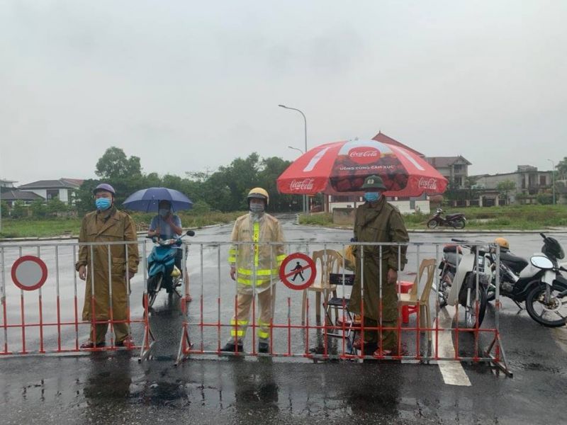 Giãn cách xã hội TP. Hà Tĩnh từ 12h trưa nay