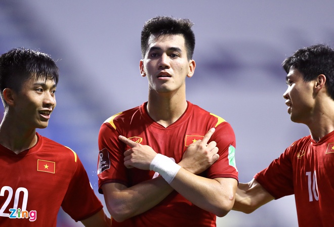 Việt Nam 4 – 0 Indonesia: Tuyển Việt Nam giữ vững ngôi đầu vòng loại World Cup 2022