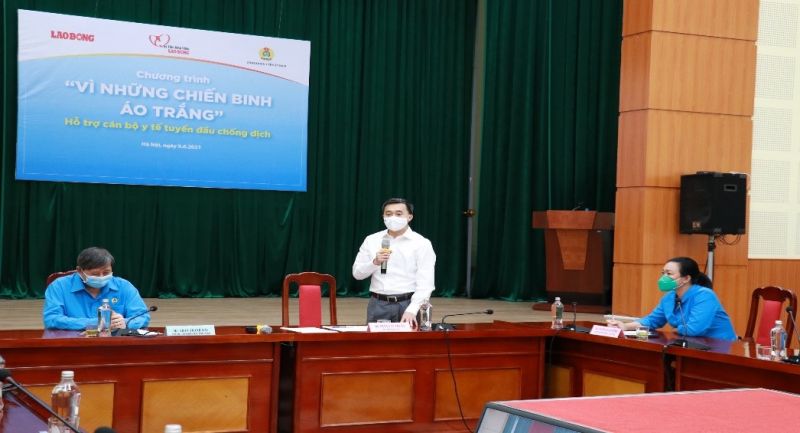 Quỹ Tấm lòng Vàng, Báo Lao động trao 500 triệu đồng hỗ trợ các đơn vị tuyến đầu chống dịch COVID-19