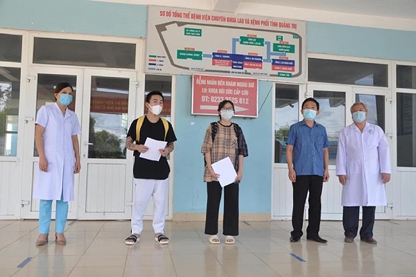 2 bệnh nhân mắc Covid-19 được tại Quảng Trị được xuất viện