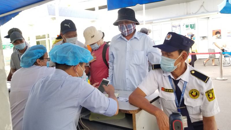 TP. HCM đề nghị phòng khám thực hiện khai báo y tế điện tử cho tất cả người dân