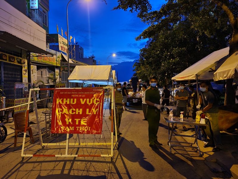 TPHCM: Quận Bình Tân phong tỏa tạm thời toàn bộ chung cư Ehome 3