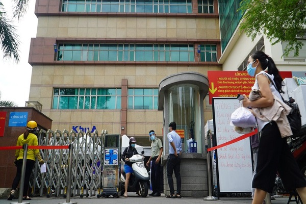 Nữ nhân viên bệnh viện Đại học Y dược TP.HCM dương tính với SARS-CoV-2