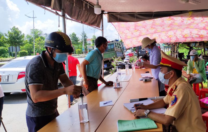 Long An: Xử phạt 326 cơ sở với số tiền hơn 600 triệu đồng vi phạm quy định về phòng, chống dịch Covid-19