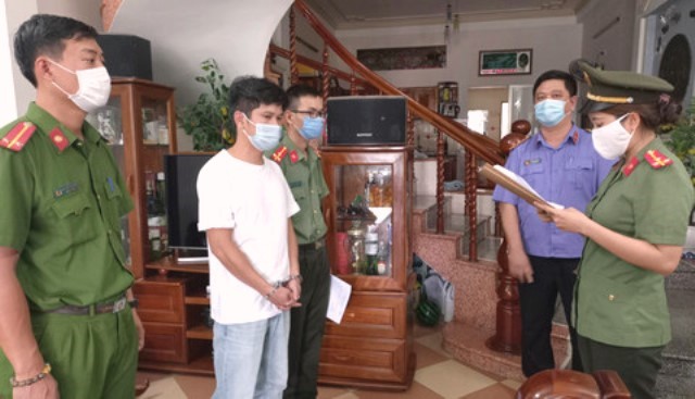 Đà Nẵng: Bắt 4 giám đốc tổ chức cho “chuyên gia dỏm” nhập cảnh trái phép