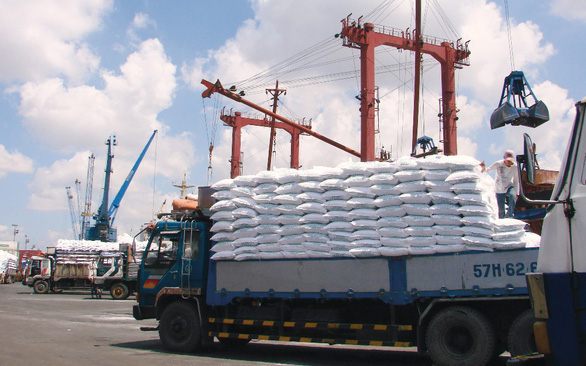 Giá phân bón sẽ tiếp tục leo cao từ nay đến hết năm 2021