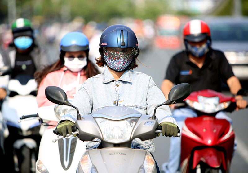 Bắc Bộ và Trung Bộ tiếp tục có nắng nóng gay gắt