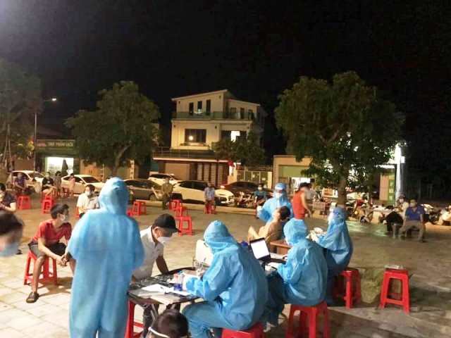 TP Vinh: Phong tỏa hơn 80 hộ dân tại phường Bến Thủy, Vinh Tân