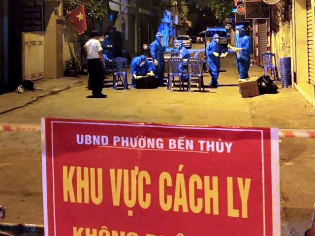Thành phố Vinh phong tỏa khu dân cư ở phường Bến Thủy