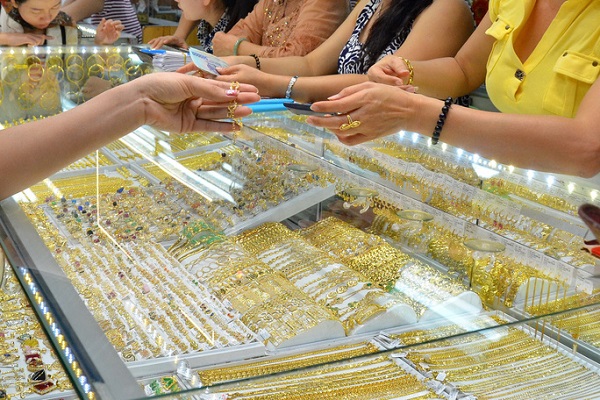 Giá vàng ngày 23/6: Vàng thế giới giảm nhẹ