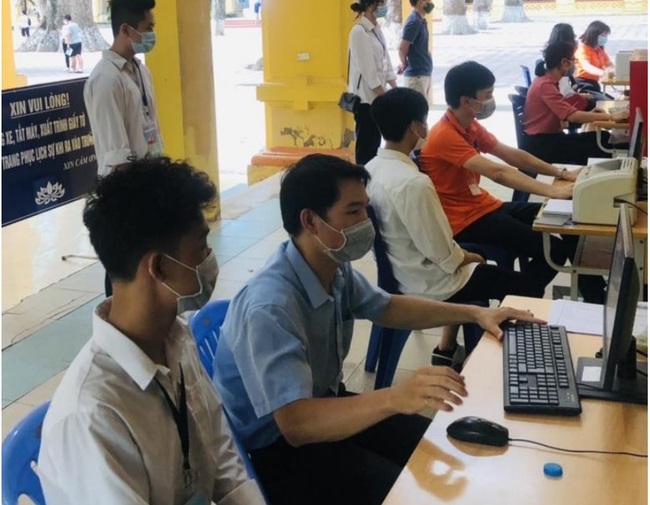 Hà Nội: Ngày đầu xác nhận nhập học trực tuyến, nhiều trường đạt trên 80%
