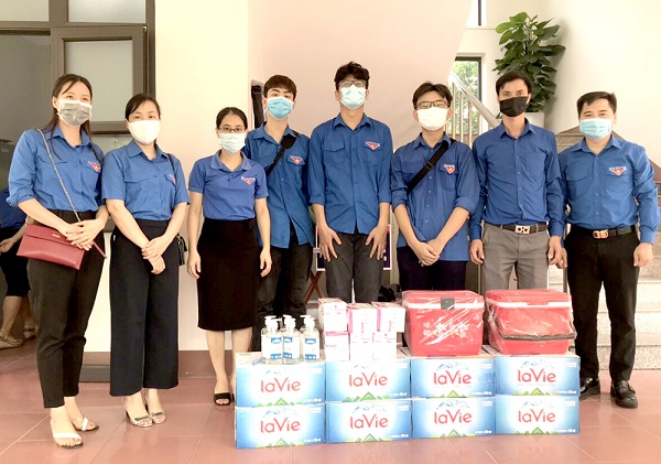 Tỉnh đoàn, Hội Sinh viên tỉnh Phú Thọ: Phân phối vật phẩm hỗ trợ chương trình “Tiếp sức mùa thi” năm 2021