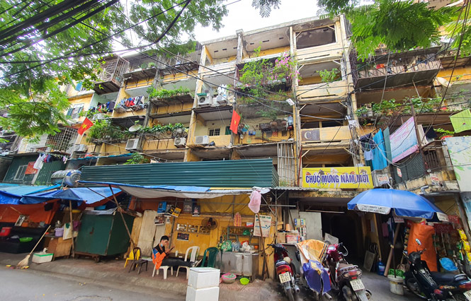 UBND Thành phố Hà Nội ủy quyền một số nhiệm vụ cải tạo, xây dựng lại chung cư cũ