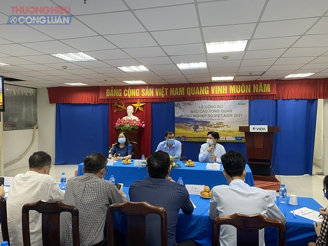 Đại diện L&atilde;nh đạo Hiệp hội N&ocirc;ng nghiệp số VN điều h&agrave;nh Lễ c&ocirc;ng bố.