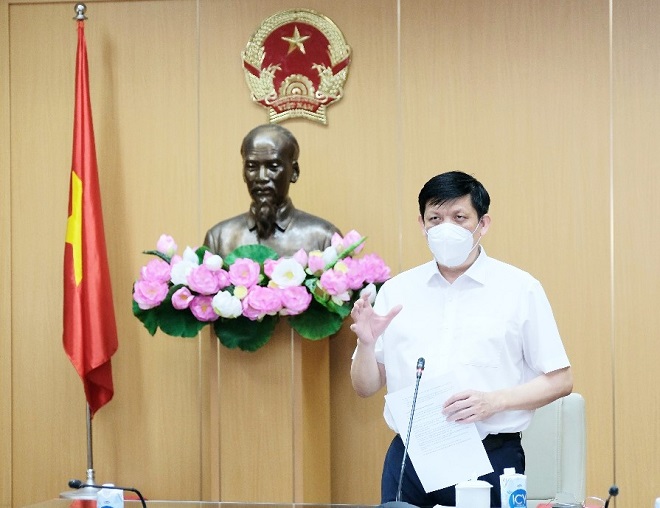 Bộ trưởng Nguyễn Thanh Long: Bảo đảm an toàn tối đa cho người tiêm vắc xin phòng Covid-19