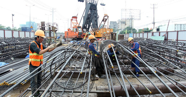 Kinh tế Việt Nam vững vàng "vượt bão" COVID-19