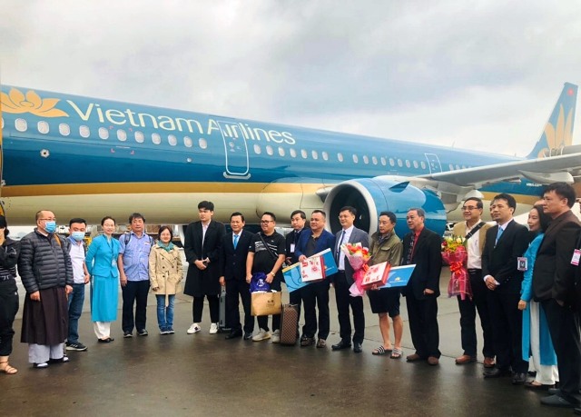 Đón du khách đầu tiên đến Huế bằng đường hàng không đầu năm 2021
