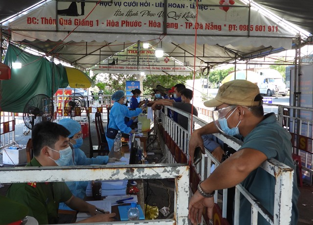 Đà Nẵng: Thêm 17 ca mắc Covid-19, có 4 ca về từ chuyến bay VN128