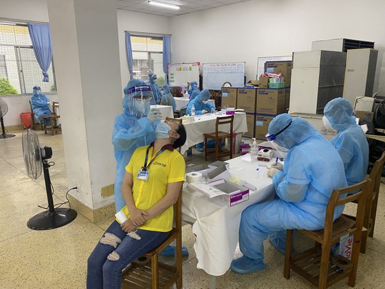 TP Thủ Đức (TP. HCM) yêu cầu các doanh nghiệp phải tạm ngưng hoạt động khi có ca nghi mắc Covid-19