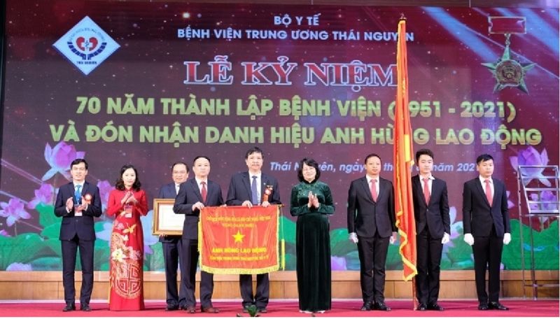 Bộ Nội vụ xếp hạng “Bệnh viện đặc biệt” cho Bệnh viện Trung ương Thái Nguyên
