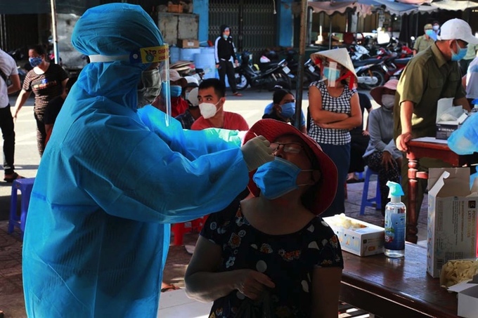 Bình Thuận dừng tiếp nhận người đến và về từ nơi đang áp dụng Chỉ thị 16