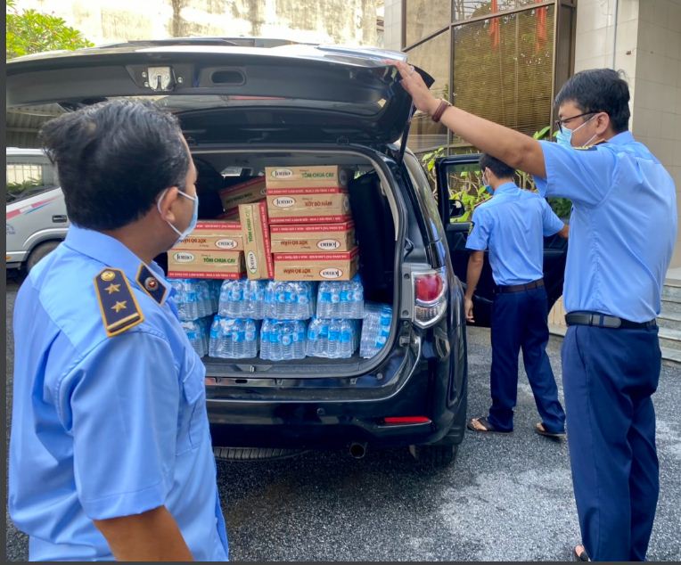 Long An: Đoàn Thanh niên Cục Quản lý thị trường chung tay phòng, chống Covid-19