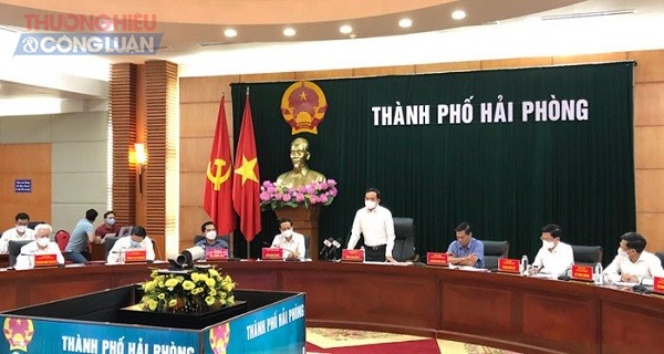 Đồng chí Trần Lưu Quang, Bí thư Thành ủy phát biểu tại Hội nghị