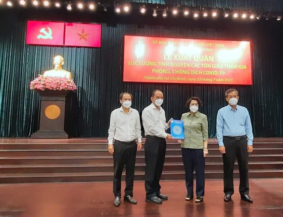 TP.HCM: 299 tình nguyện viên tham gia phòng, chống dịch Covid-19