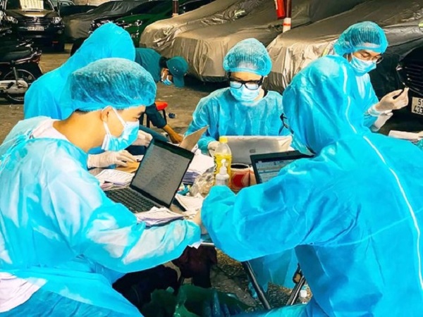 TP.HCM xin chi viện nhân lực chống dịch Covid-19