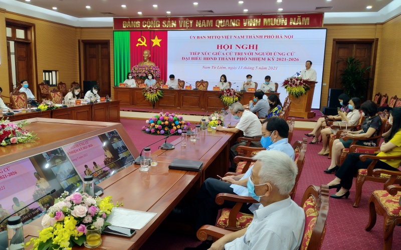 Hà Nội hoãn tiếp xúc cử tri trước kỳ họp HĐND thành phố