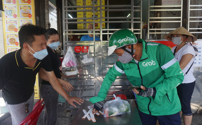 Hà Nội: Dừng hoạt động shipper, dịch vụ ship hàng từ siêu thị