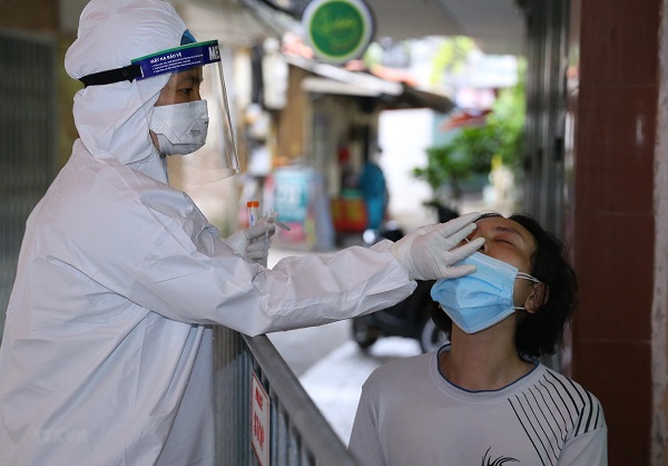 Sáng 26/7, Hà Nội ghi nhận thêm 21 trường hợp mới dương tính với SARS-CoV-2