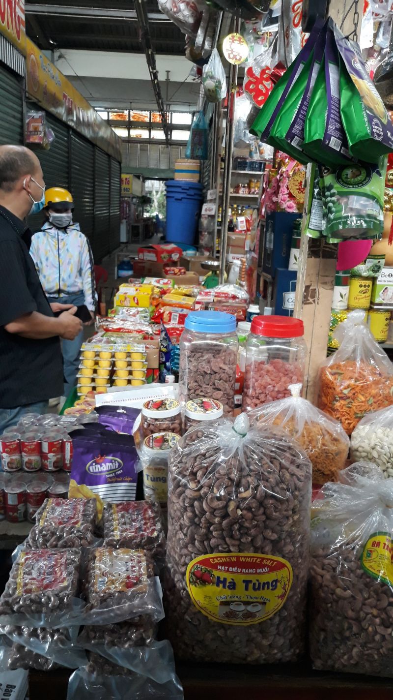 Công ty D2D tài trợ chi phí tiêm vắc xin Covid-19 cho tiểu thương chợ Long Thành